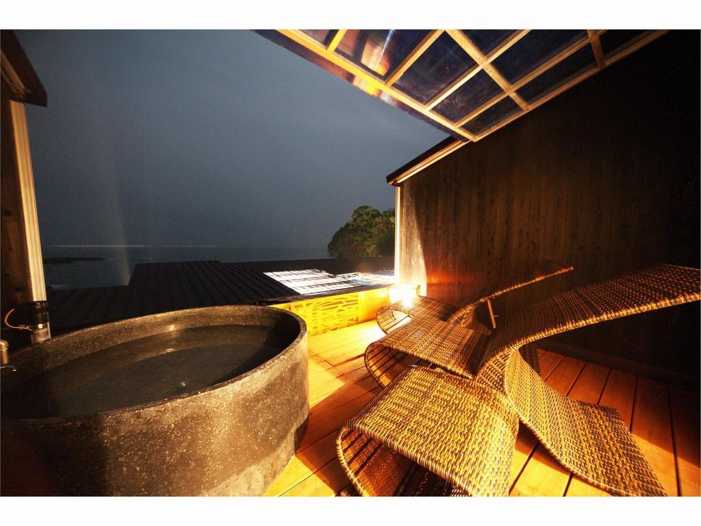 Xyz Private Spa And Seaside Resort Shirahama Ngoại thất bức ảnh